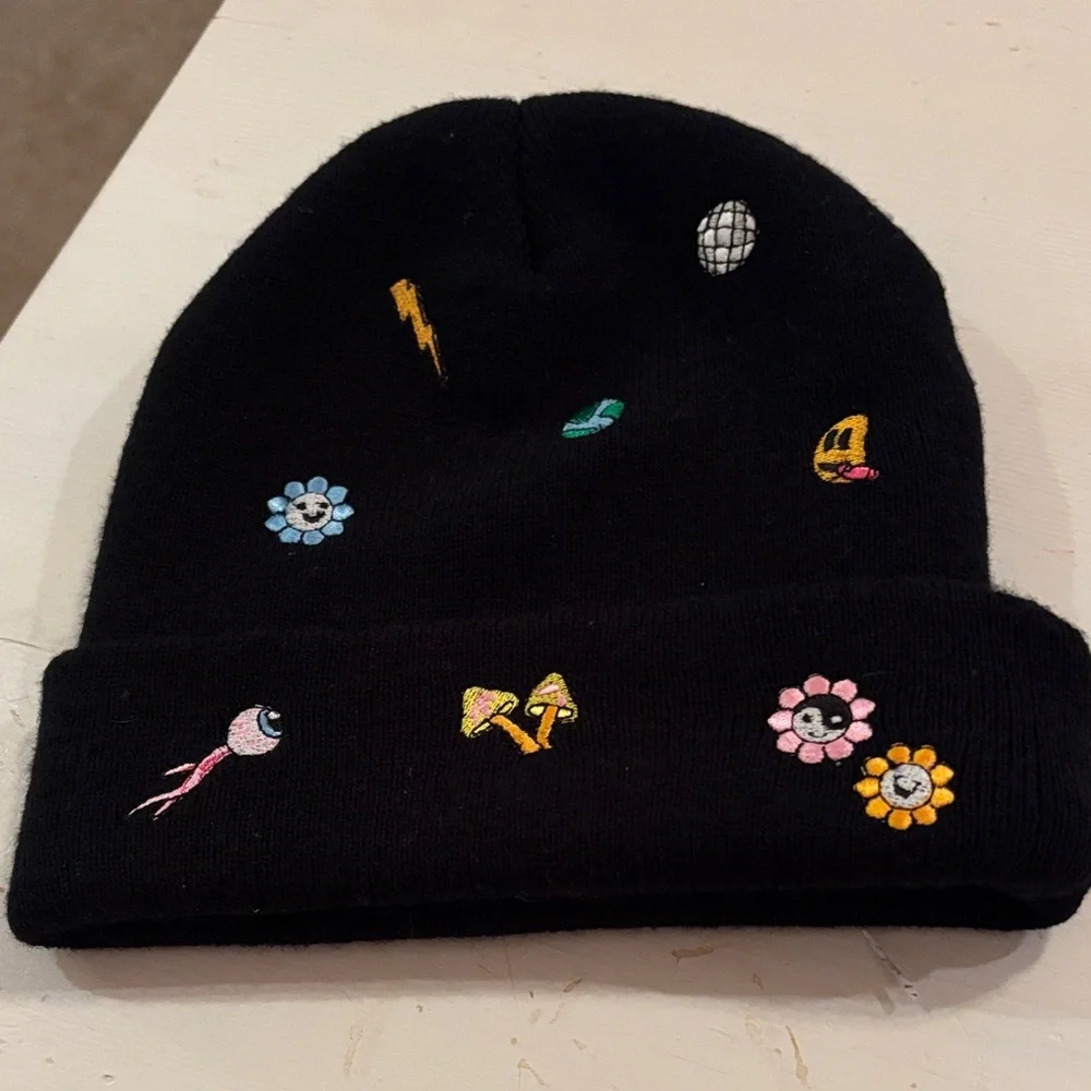 NWOT ALAB Black Beanie with Colorful Embroidered Motifs - Picture 2 of 6
